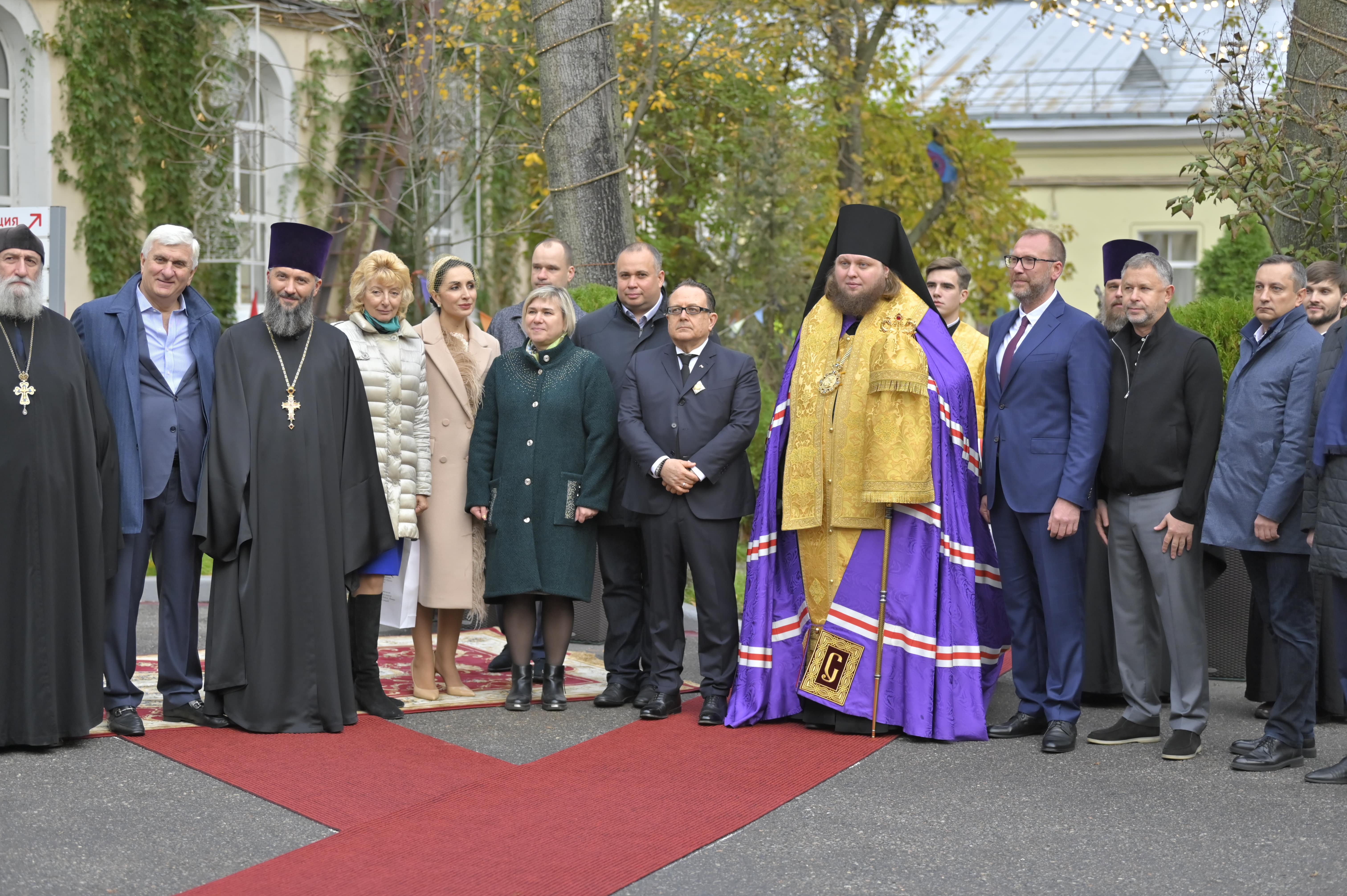 Открытие памятника медикам, погибшим в пандемию коронавируса - 5